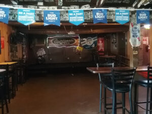 Sportsman Bar - Corona