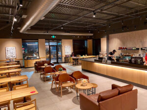 Starbucks - Longwood