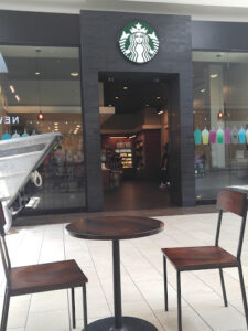 Starbucks - Cerritos