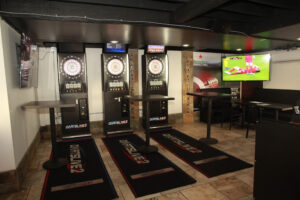 Staxx Sports Bar & Grill - Waianae