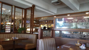 Stox Restaurant Bakery & Bar - Downey
