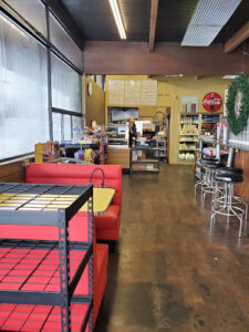 Straw Market - Ogden