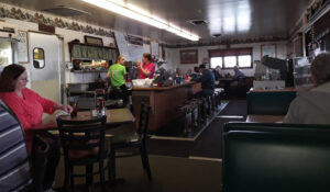 Studebaker's Country Restaurant - Urbana