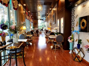 T & 5 Bakery Cafe - Sacramento