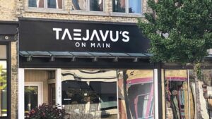 TAEJAVU'S ON MAIN - Racine