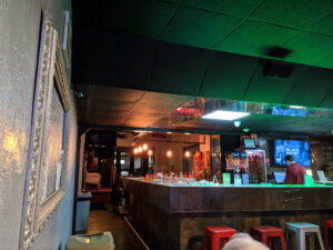 THE HUB EATERY - Utica