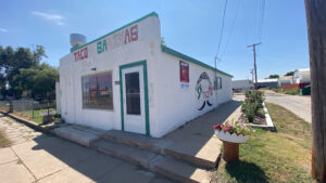 Taco Salinas - Garden City