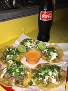 Tacos y Tortas "EL GYM" - Alamo