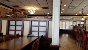 Takis Restaurant - Leesburg