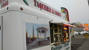 Taqueria La Barca Taco Truck - Eureka