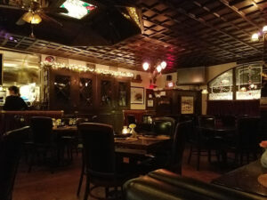 The Alley Restaurant & Bar - Newport Beach