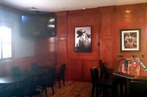 The Clubhouse Restaurant at Fair Oaks & Bogies Bar - Oakland