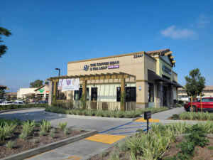 The Coffee Bean & Tea Leaf - Lake Forest