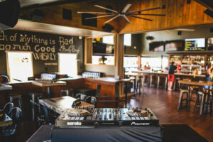 The Dirty Monkey - Lahaina