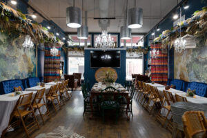 The English Merchant's Parlour - Waxahachie
