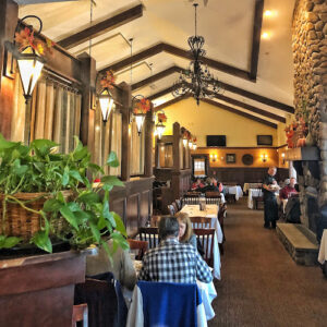 The Greenwood Inn - Warwick
