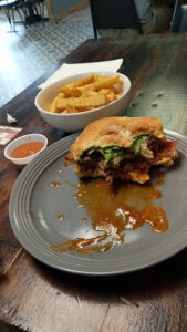 The Gunslingin' Burger - Russellville