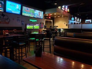 The Hub Grill and Bar - Mesa