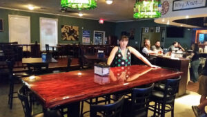 The Knot Burger Pub - Summerville
