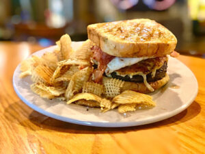 The Lost Paddle Bar And Grill - Oak Hill