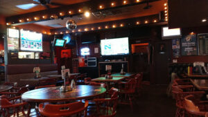 The Pit Stop Sports Bar & BBQ Grill - Beaverton