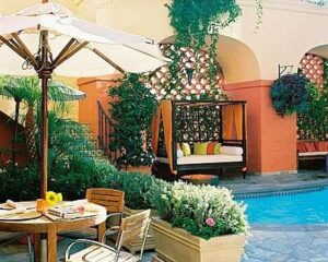The Pool Bar & Cafe - Beverly Hills