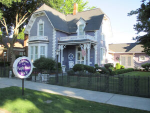 The Purple House B&B - Dayton