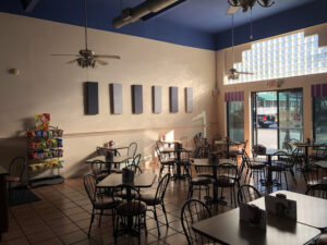 The Purple Onion Deli & Grill - Lakeland