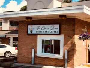 The Queen Bean - Staunton