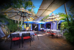 The Real Macaw Restaurant - Naples