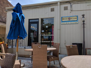 The Royal Scoop - Lahaina