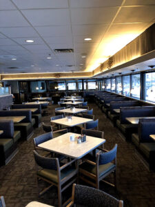 The Watermark Bay View Restaurant & Bakery - Menominee