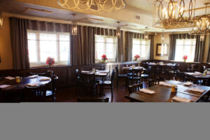 Three B's Burger & Wine Bar - Metairie