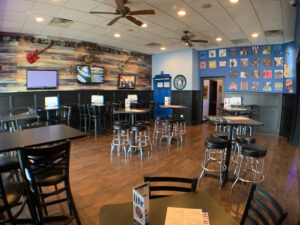 Three Monkeys Pub - Crown Point