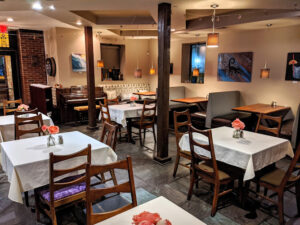 Three Monkeys Pub & Chophouse - Manassas