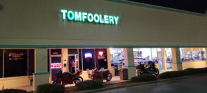 Tomfoolery Lounge - Largo