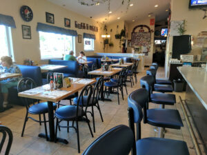 Tommy's 4th Street Bar & Grill - Corvallis