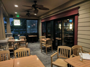 Traditions Restaurant & Pub - Highland