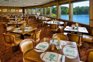 Twin Oaks Restaurant - Cranston