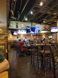 Twin Peaks Baton Rouge - Siegen Lane - Baton Rouge