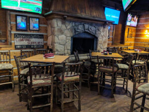 Twin Peaks Restaurant - Independence
