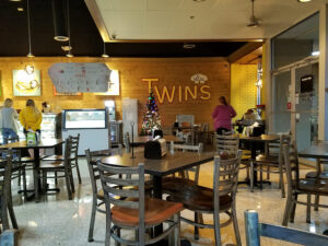 Twin's Burgers & Sweets - Lafayette