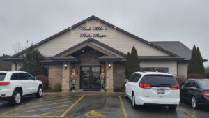 Uncle Mike's Bake Shoppe - Green Bay
