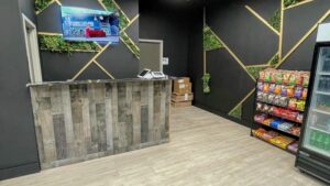 Upscale Eatery - Hialeah