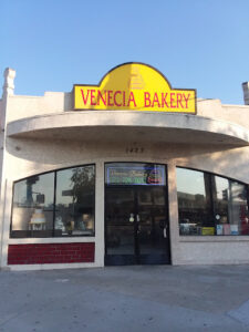 Venecia Bakery - Montebello