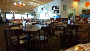 Village Inn - Davenport