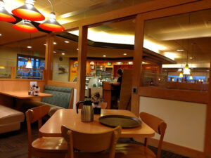 Village Inn - Ozark