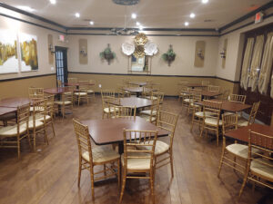 Vinhus Restaurant and Lounge - Roselle Park