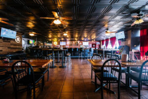 WARPATH PIZZA & PUB - Round Rock