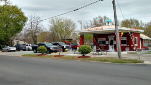 Wally and Olly's Ice Cream - Logansport